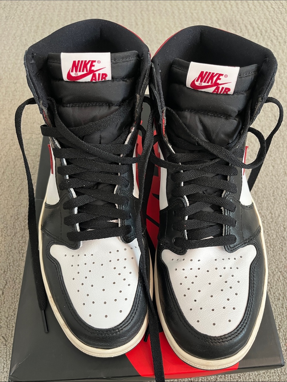 Men’s 10.5 Air Jordan 1 Retro High OG Black Gym Red